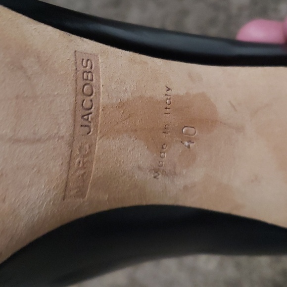 Marc Jacobs Black Leather Studded Peep Toe Heels - Picture 6 of 11